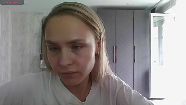 Annie_Cohn live cam on StripChat