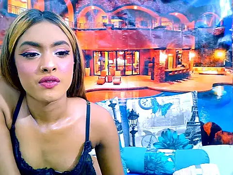 IndianPretty14u2Luv live cam on StripChat