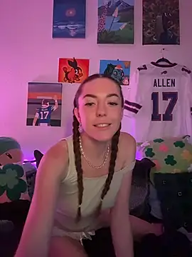 babygingerboo live cam on StripChat
