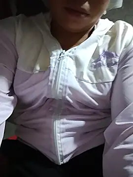 Lyna110