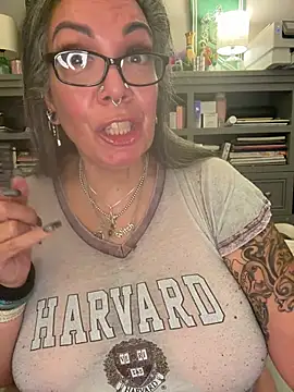 dieseldame1313 live cam preview