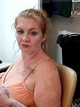 nakedgarbageperson