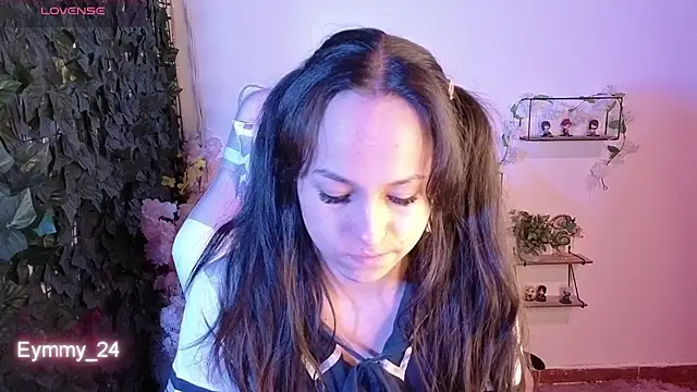 Eymmy_24 live cam