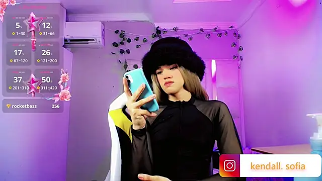 Sophiaa_doll_