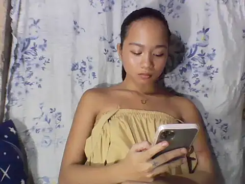 Asianpinay_Skinny1818 live cam