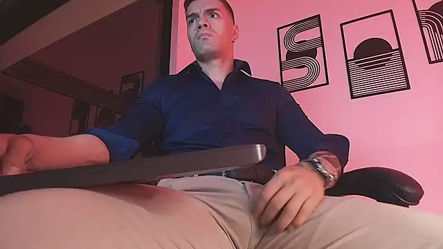 ALPHA_DOMINUS_ webcam