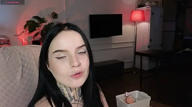 ATOMIC-KETCHUP live cam on StripChat