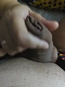 MadaamJizz_DickLewd live cam on StripChat