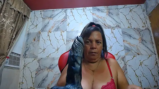 alina_maturehot