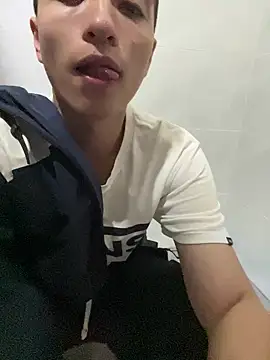 lovekiss888 webcam