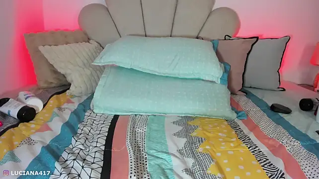 _luuciana_ (F young) - show anal