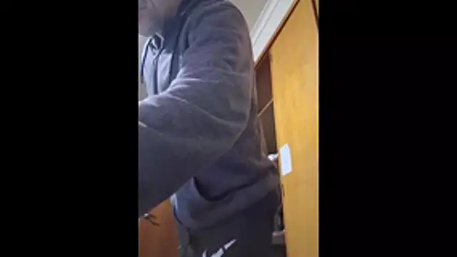 TooFknHorny7676@xh