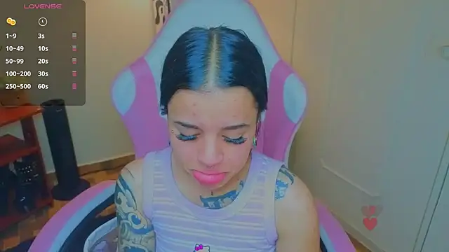 Nicole_Foxx_