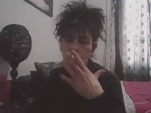 Exotic_Busty_Curvy_Sasha live cam preview