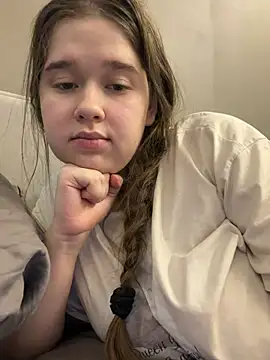 HornyGirlH webcam