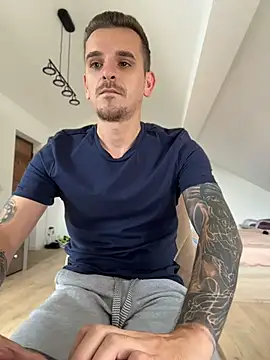 Huge_cock22cm