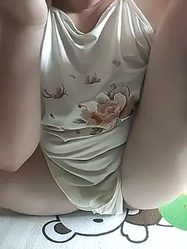 Yuga_mi live cam preview