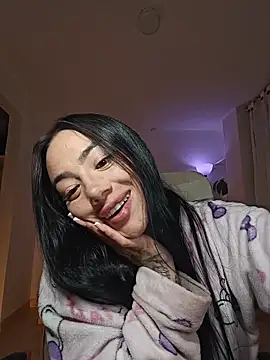 helena_smith live cam on StripChat