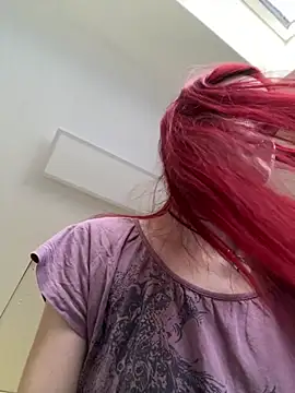 LeylaSquirtyBirty live cam preview