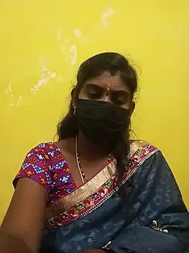Keerthi_143 webcam