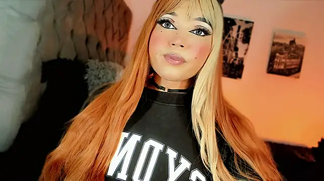 misstreslatin webcam