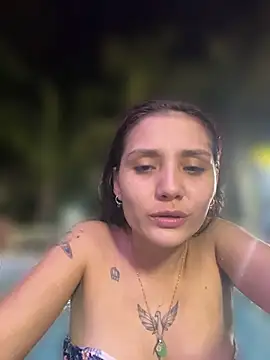 candyoff1 (F young) - naked in pool and in front my friends