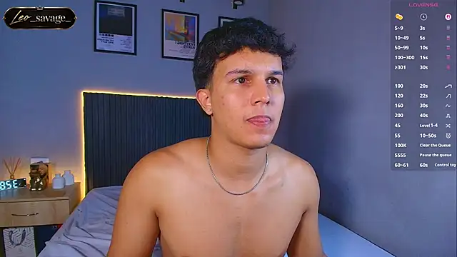 Leo_Savage_ webcam