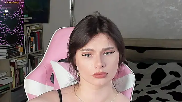 bbJ_one live cam on StripChat