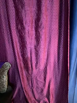 Lusty-Dishuu webcam