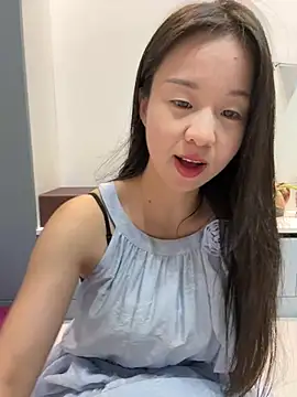 NiNa5203 Live Webcam on Stripchat