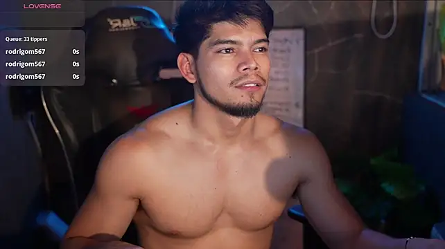 David_capizzi_ live cam on StripChat