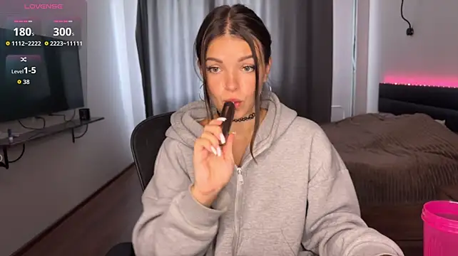 saykicklife (F young) - Striptease+sucking