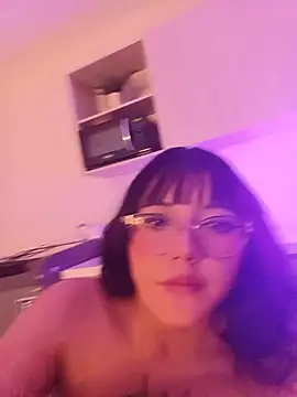 Dakota-Hills live cam on StripChat