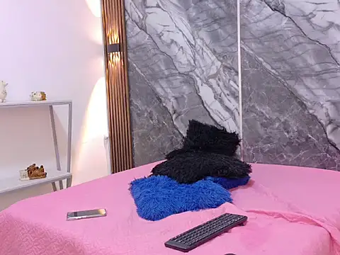 SamanthaLaurent