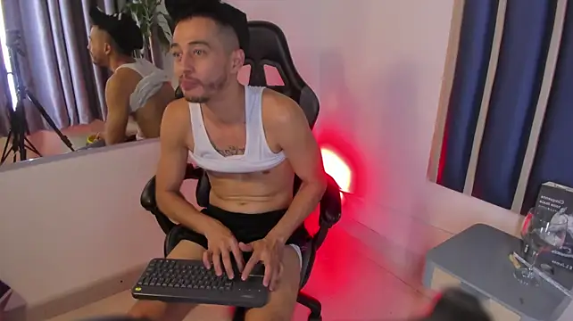 Damiam_23 webcam