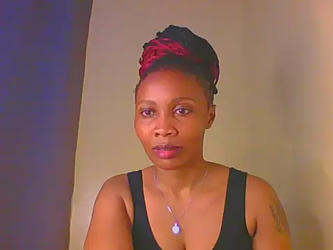 _Shantel1 live cam on StripChat