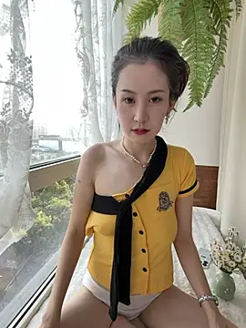 gigi_uwu_ (F young) - 脱掉上衣top off