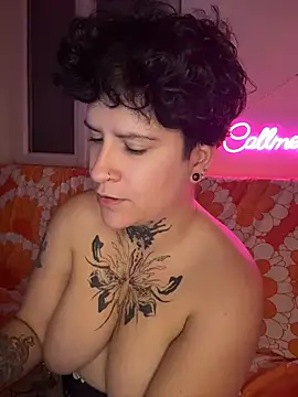 callmelouve (F young) - Gode chatte + SNP VIP