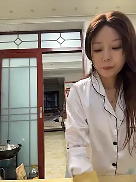 xiaoyizi20261 webcam