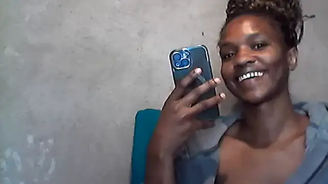 sexybigass31 webcam