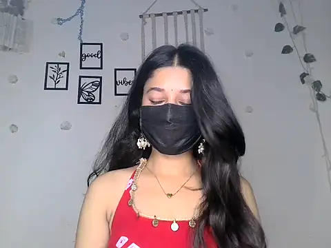 HOT_SNEHA4