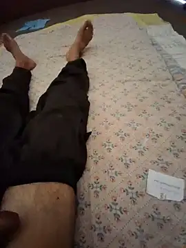 Pyasaadmi_992