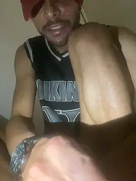 elpaisavergongruesa live cam on StripChat