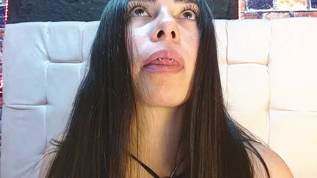 misssexypri webcam
