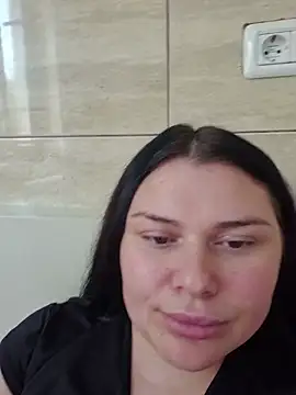 6Alicee69