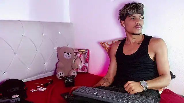 Angel_foxc13 webcam