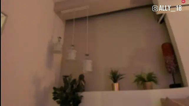 Ally_addams webcam