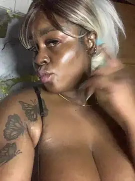 Pearlpinkyyoung webcam