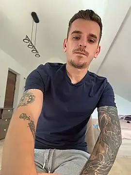 Huge_cock22cm