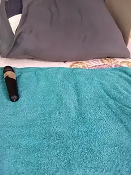 shy-lillyX22